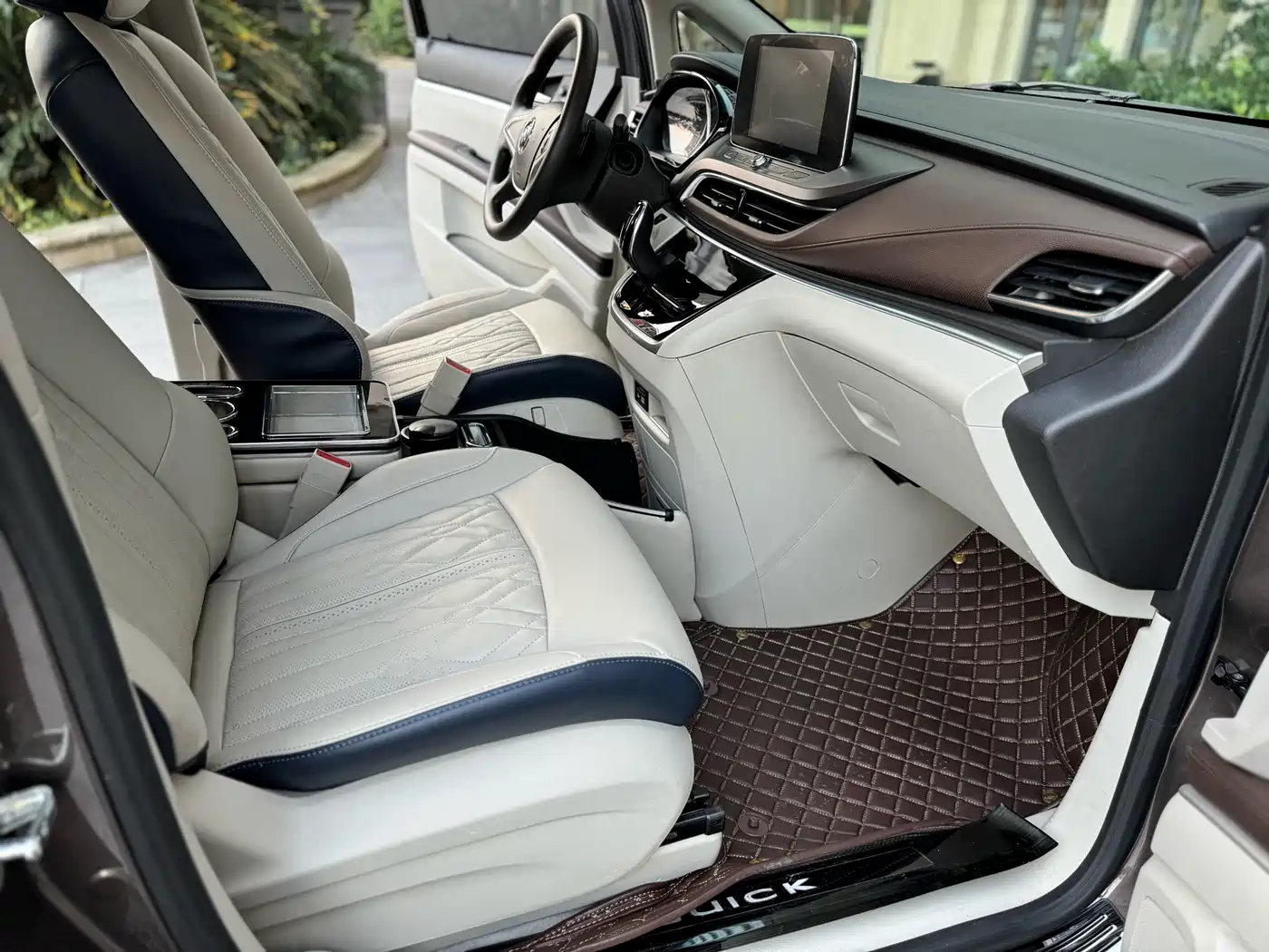 Buick GL8 2020 Model Land Business Class 652T Comfort фото 5