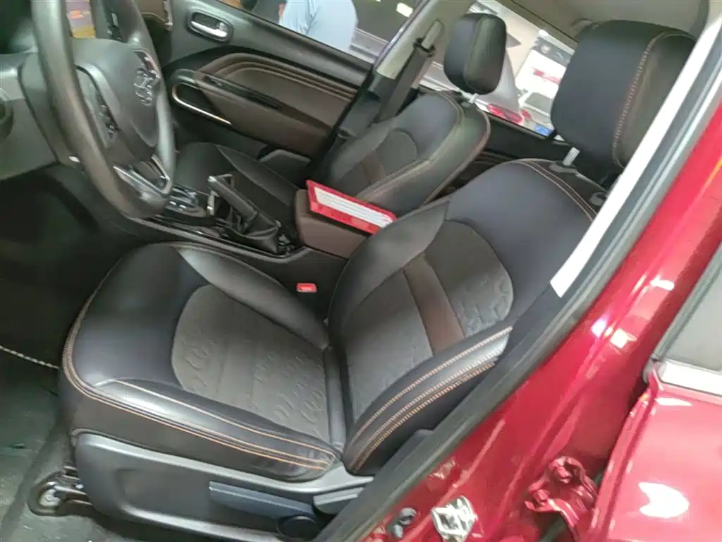 GAC Trumpchi Trumpchi GS3 2017 150N Automatic Elite фото 15