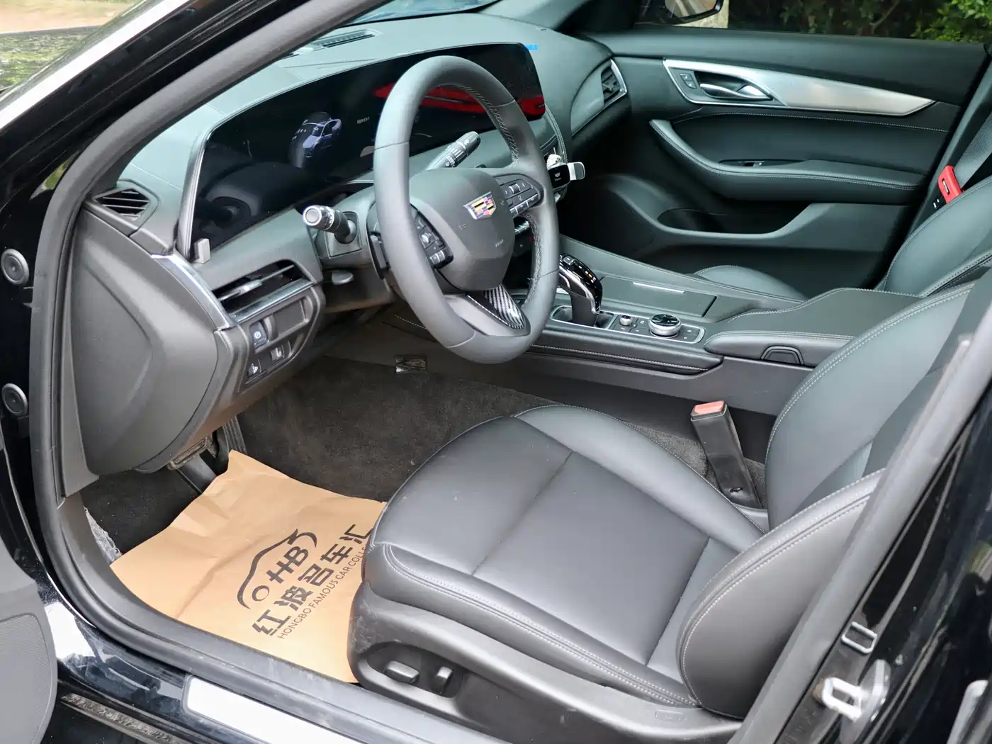 Cadillac CT5 2024 28T Luxury Model фото 8