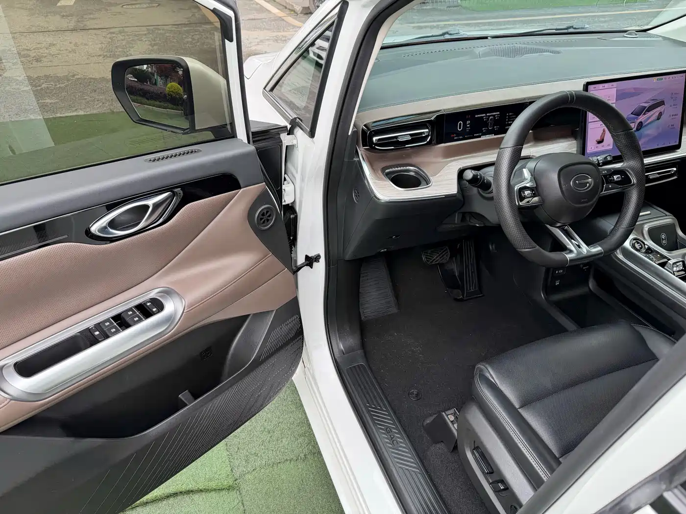 GAC TRUMPCHI E8 NEW ENERGY