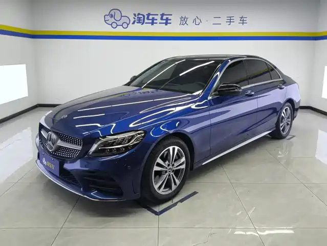 Mercedes-Benz C-Class 2021