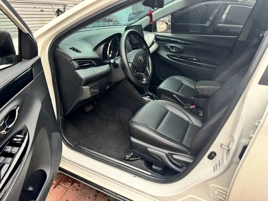Toyota Yaris, миниатюра 6