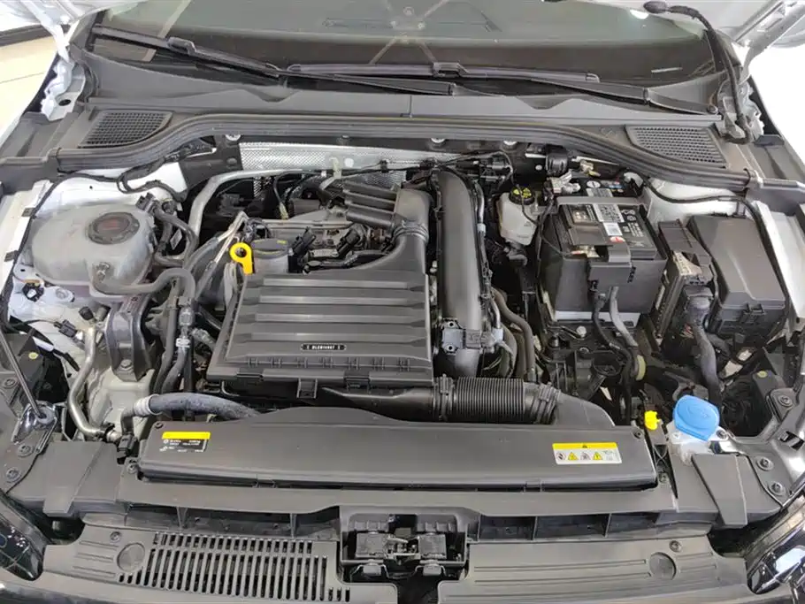 Volkswagen Golf 2023 Facelift 280TSI DSG Pro фото 10
