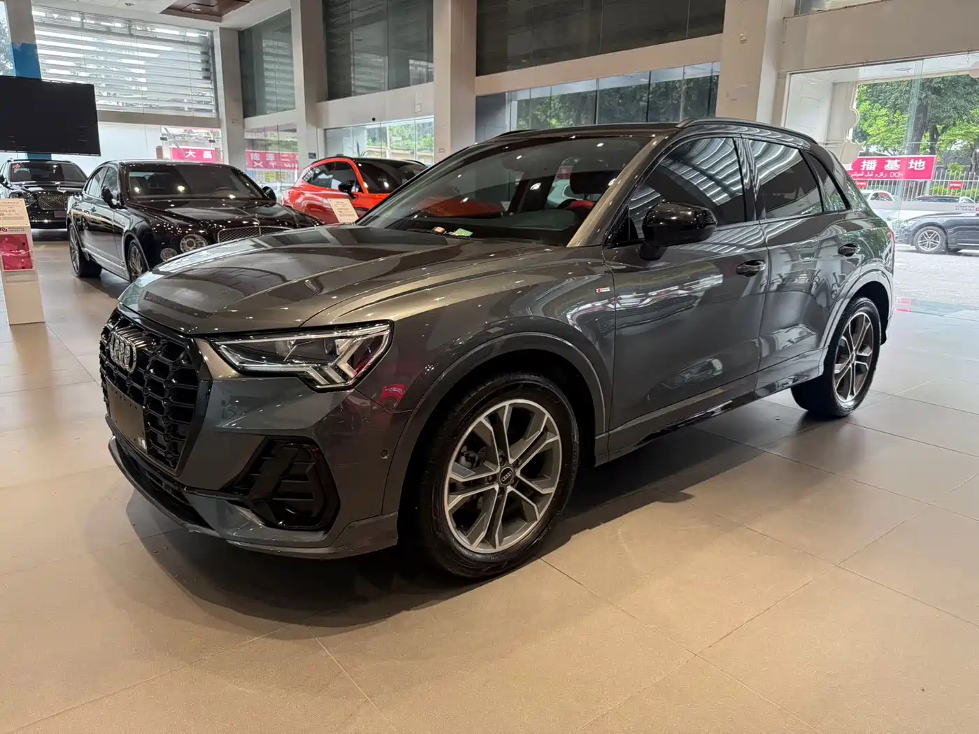 Audi Q3 2023 35 TFSI Fashion Dynamic (1.4T)
