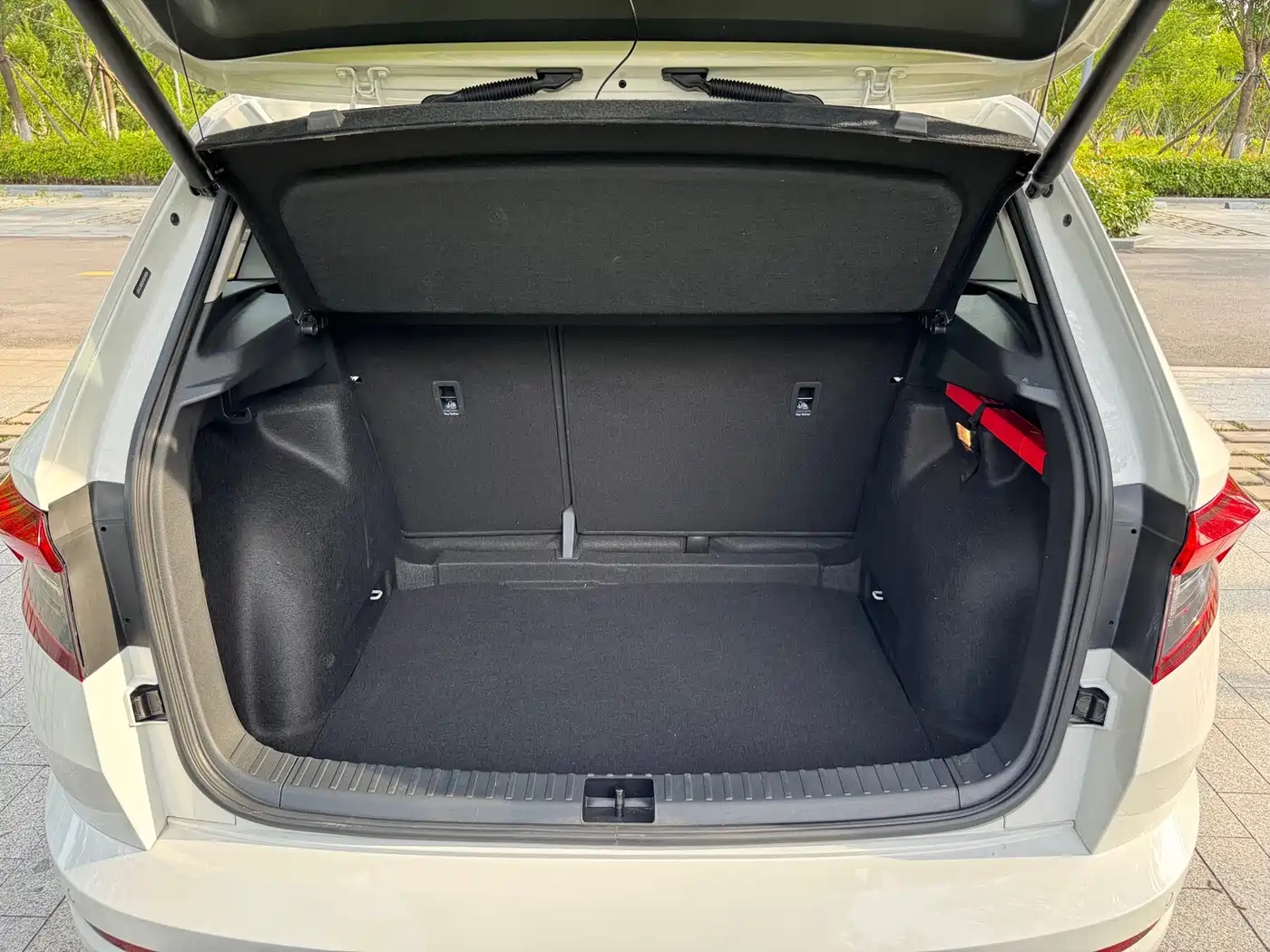 Škoda Karoq 2023 2022 TSI280 Smart Brilliance Edition