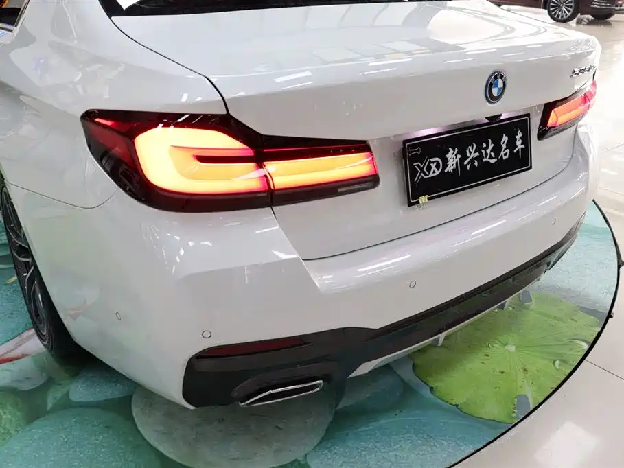 BMW 5 Series New Energy 2023 2022 535Le M Sport Package