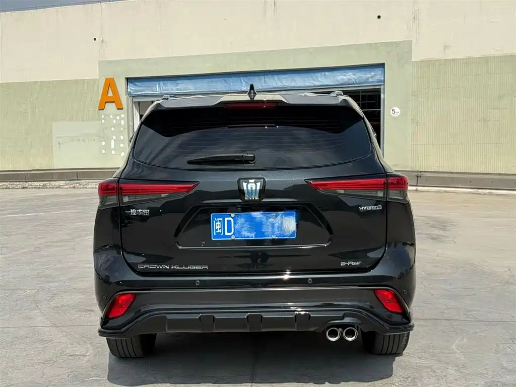 Toyota Crown Kluger 2021 2.5L HEV 4WD Luxury фото 5