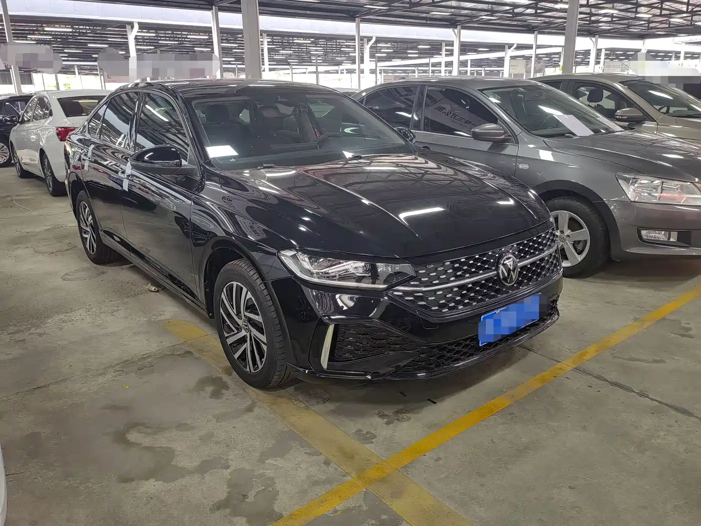 Volkswagen Lavida 2024 Model 300TSI DSG Starlight Full Comfort Edition фото 2