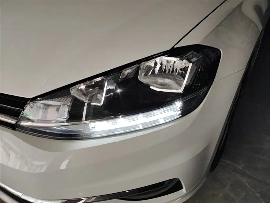 Volkswagen Golf 2019 280TSI DSG Comfort (China V) фото 24