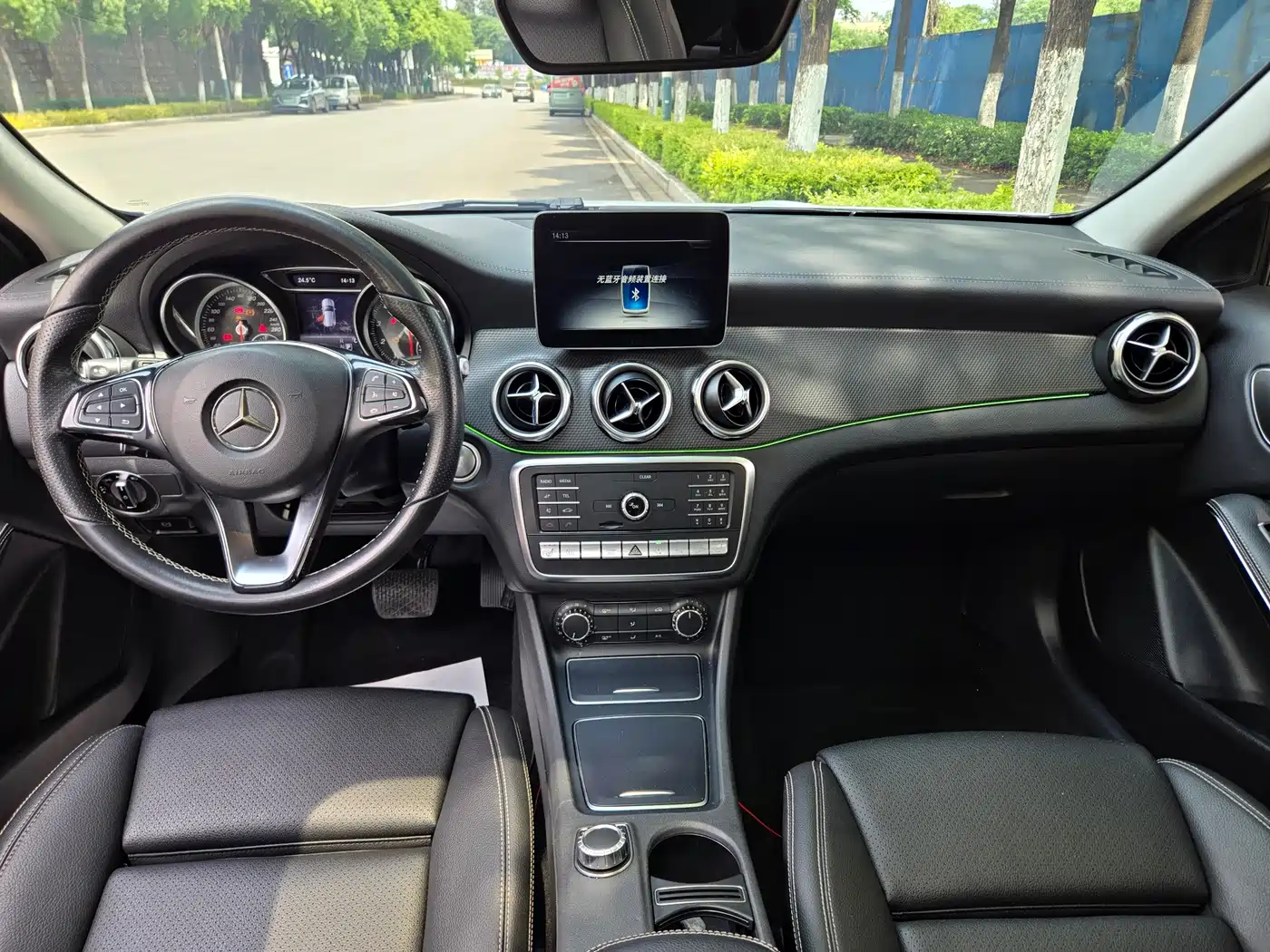 Mercedes-Benz GLA 2018 GLA 220 4MATIC Sport фото 10