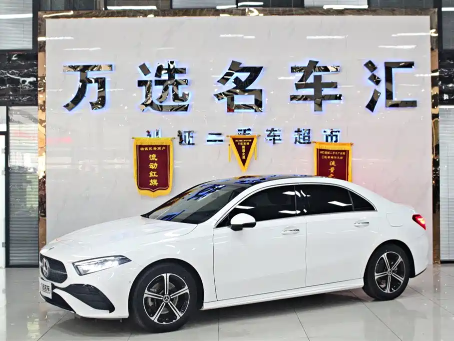 MERCEDES-BENZ A CLASS