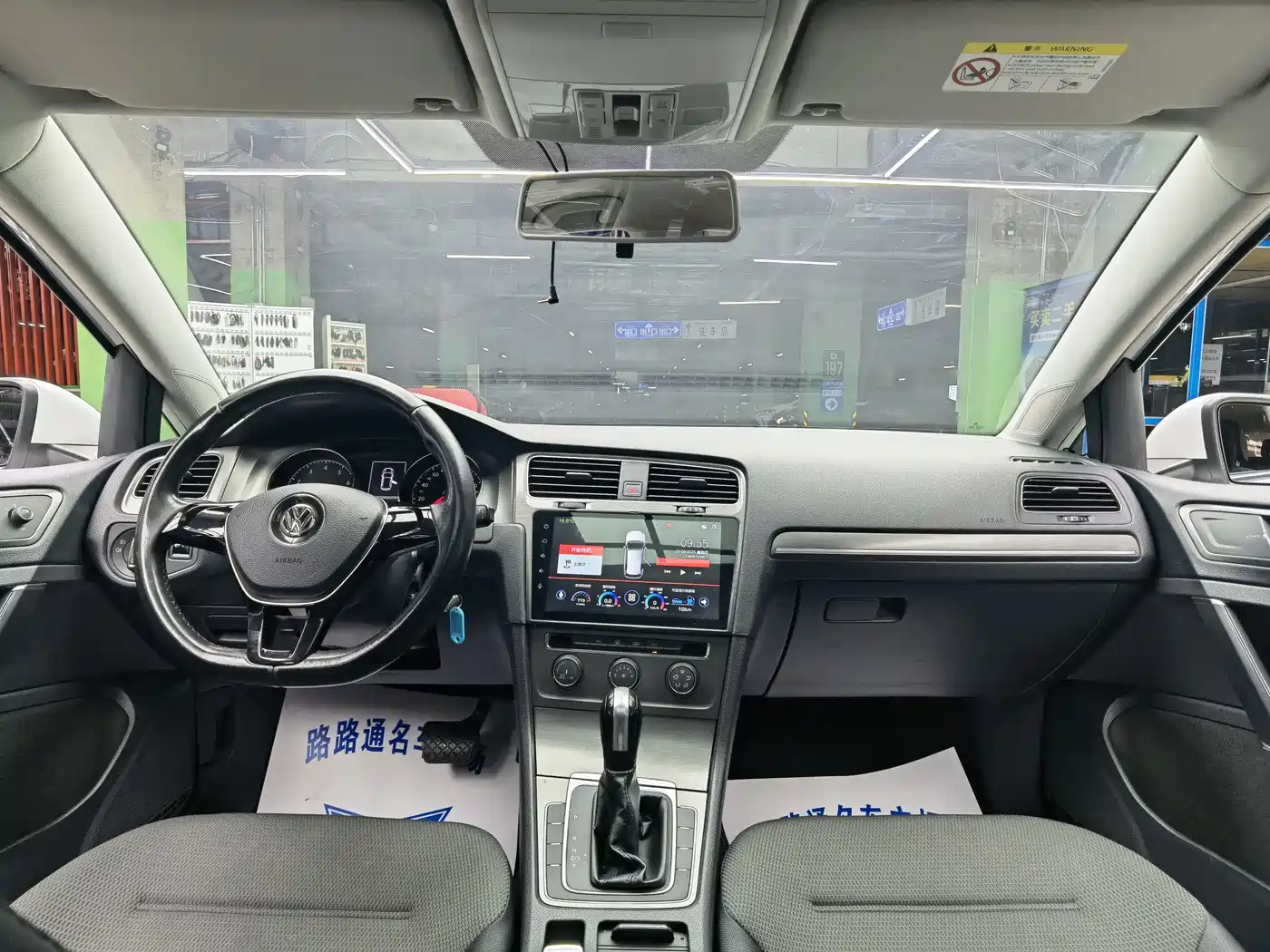 Volkswagen Golf 2016 1.6L Automatic Comfort фото 7