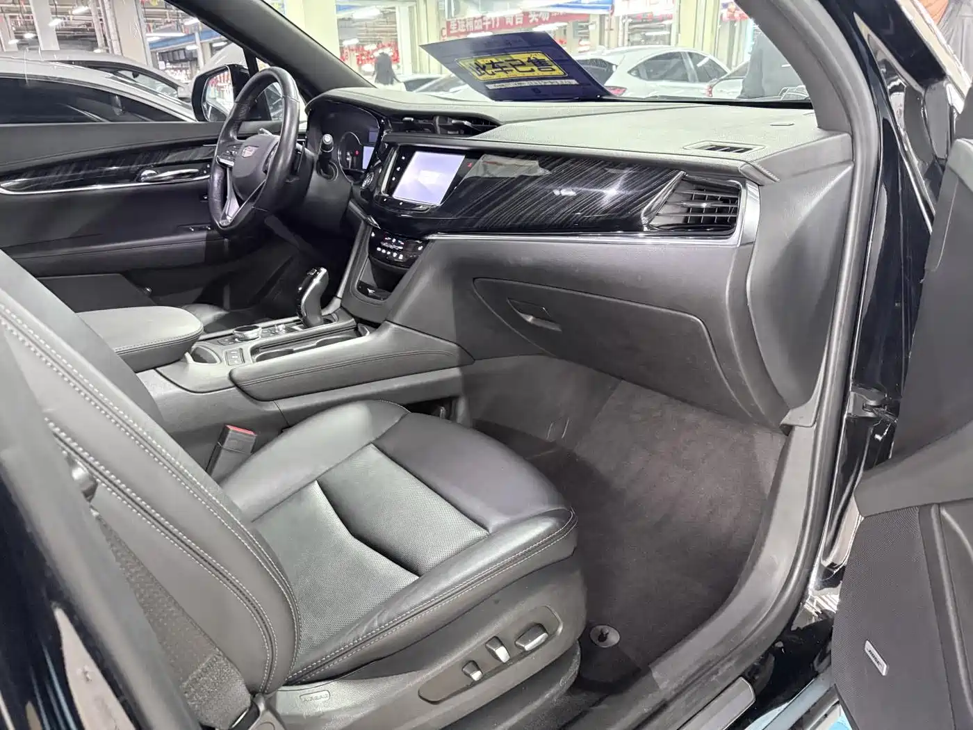 Cadillac XT6 2020 28T 6-Seater Luxury Model фото 21