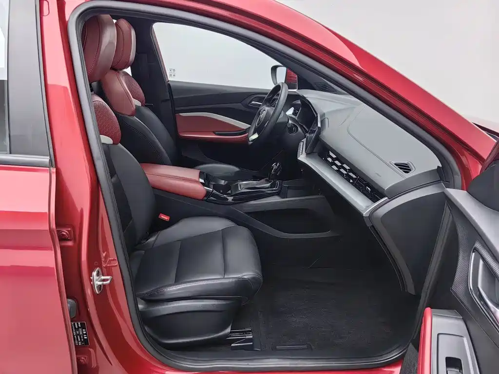 Фото 23 - MG MG5