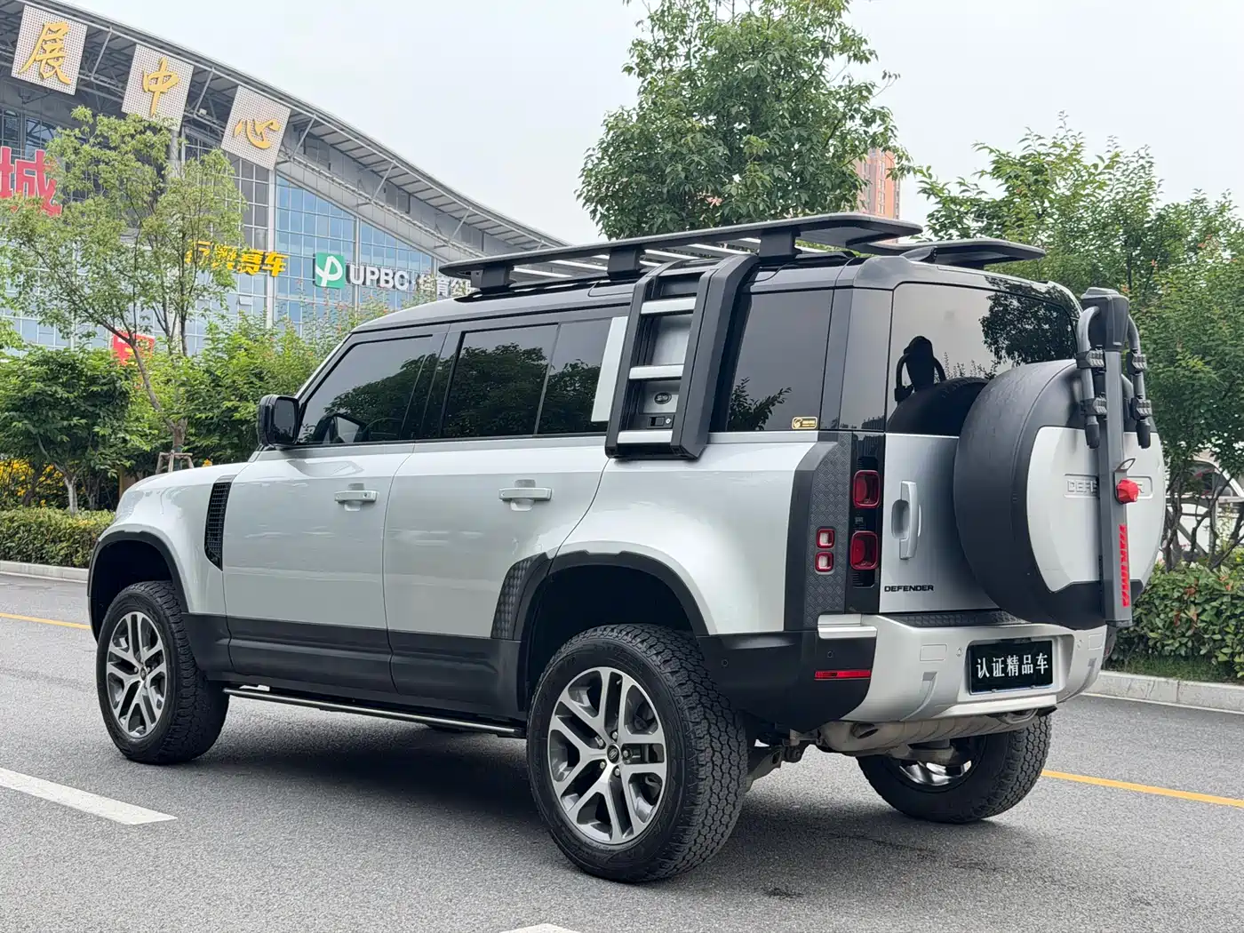 Land Rover Defender 2020 2020 Model 110 P400 HSE