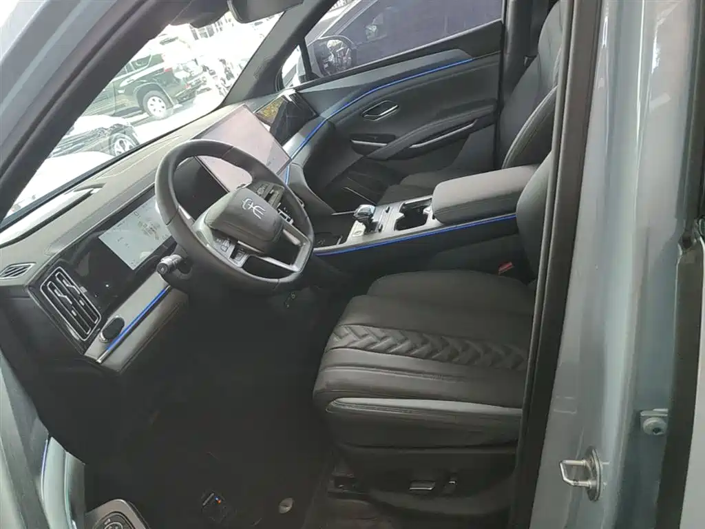 BYD Song L DM-i 2025 Smart Drive 160km Premium фото 15