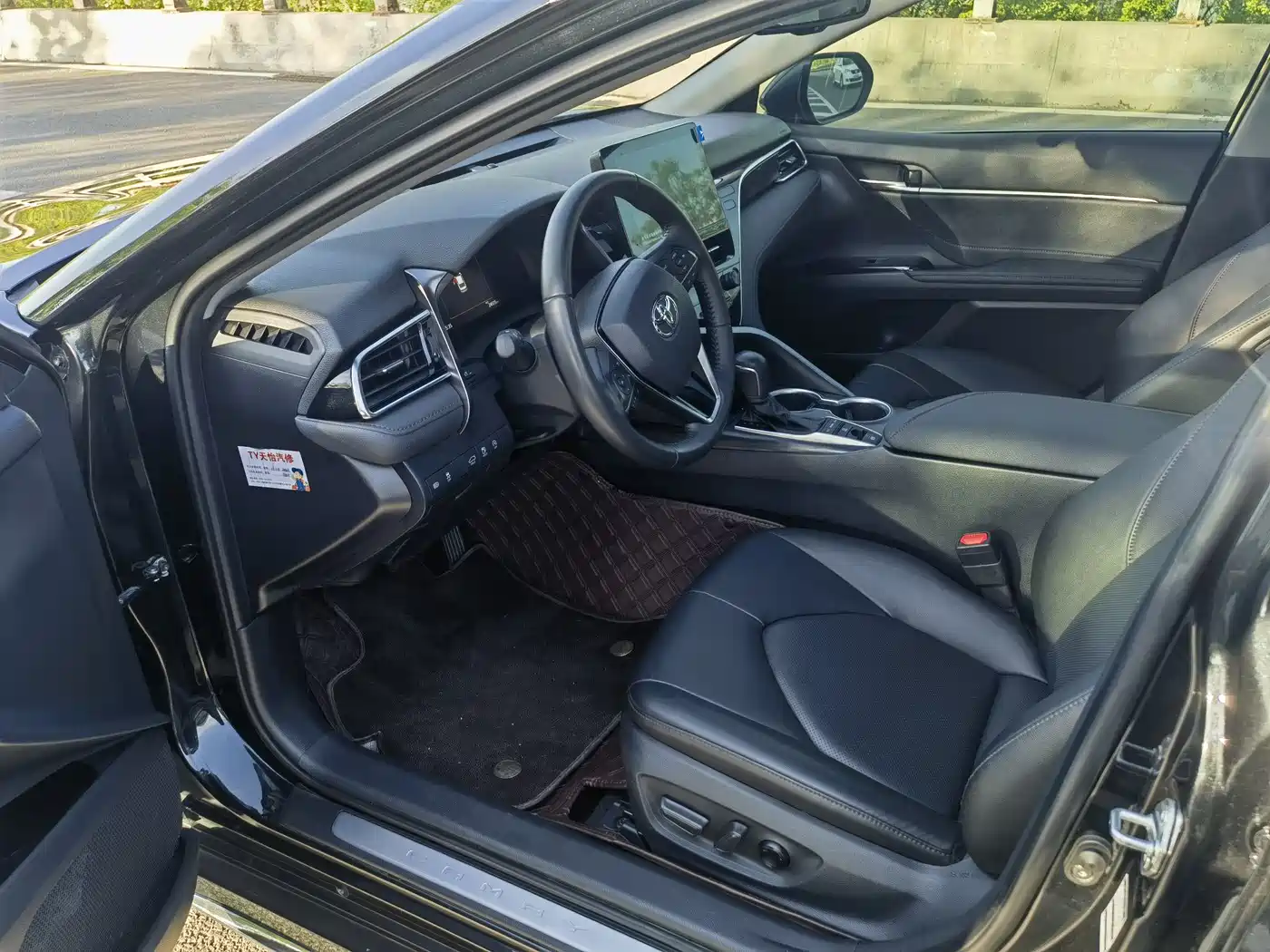 Toyota Camry 2023 2.5G Luxury Edition фото 7
