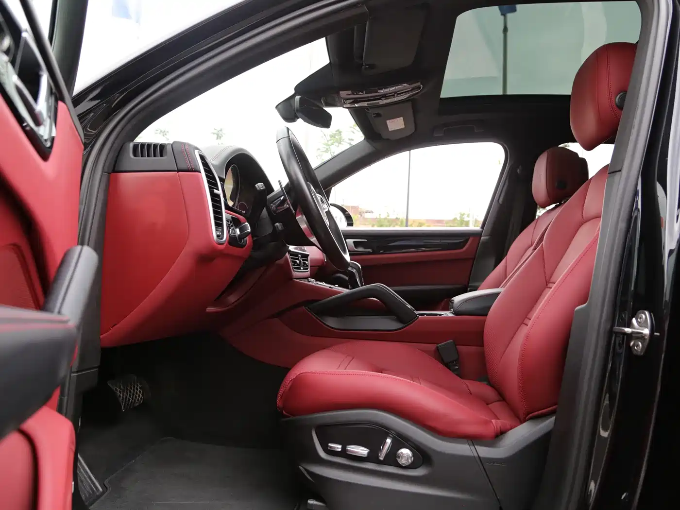 Porsche Cayenne 2019 Cayenne 3.0T фото 14