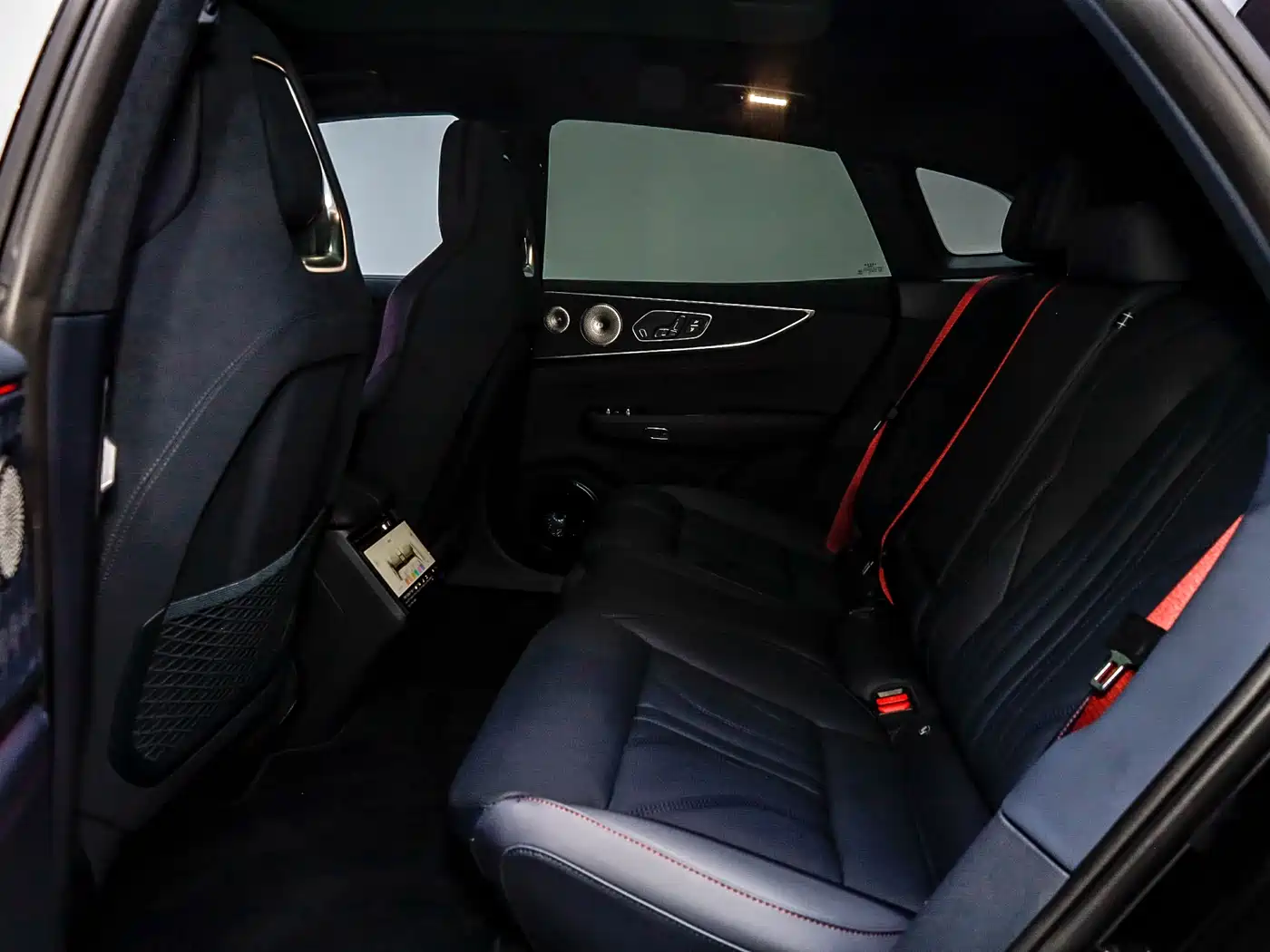 ZEEKR EXTREME KRYPTON 001