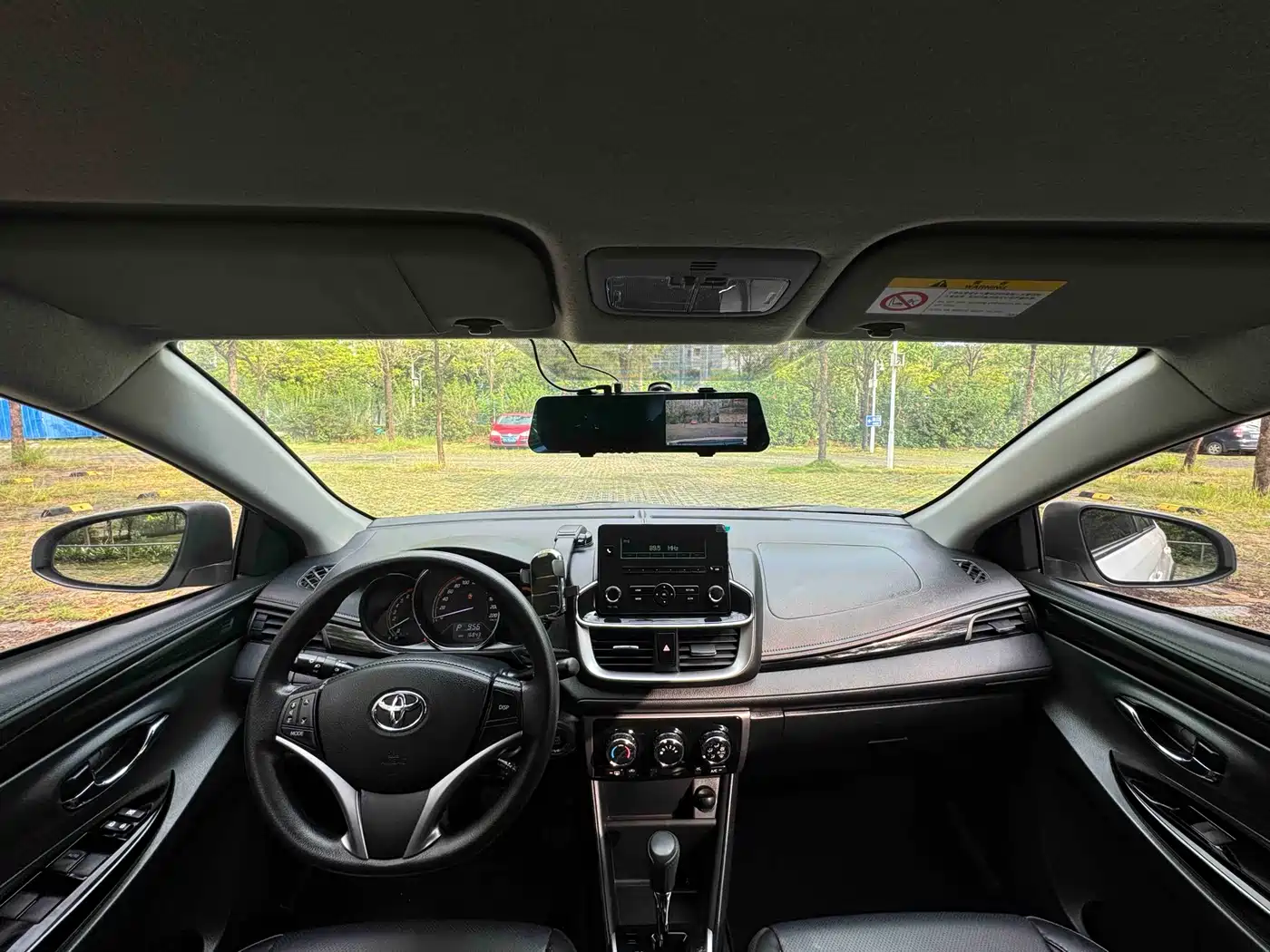 Toyota YARiS L Zhi Xuan 2022 Zhi Xuan X 1.5L CVT Luxury PLUS Edition фото 16