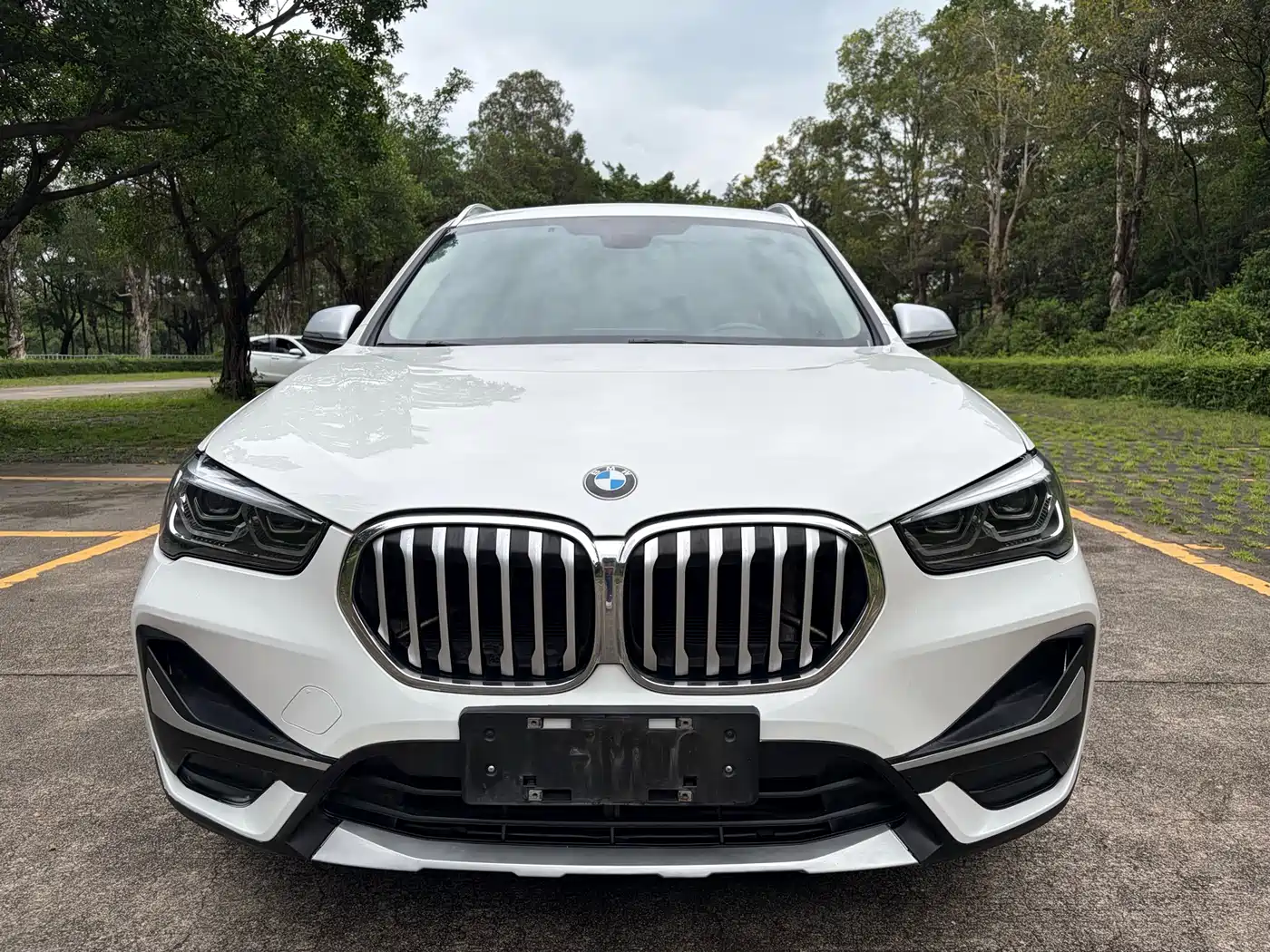 BMW X1 2022 sDrive20Li Fashion фото 2