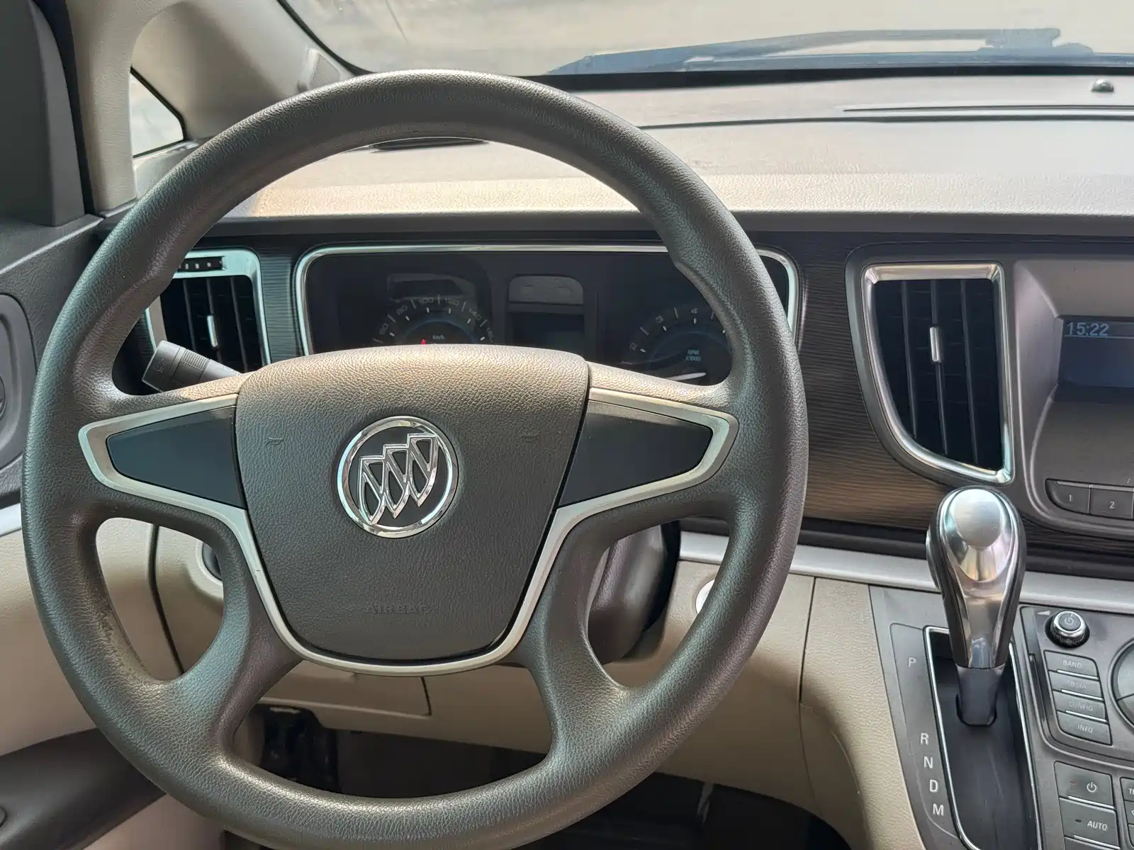 Фото 13 - Buick GL8