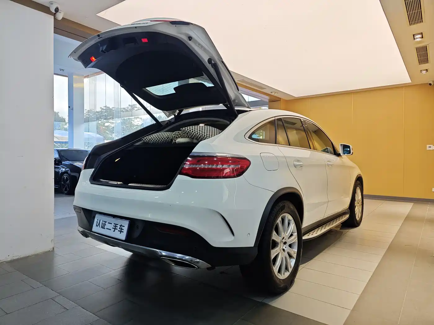 Mercedes-Benz GLE Coupe 2015 GLE 320 4MATIC Coupe SUV фото 34
