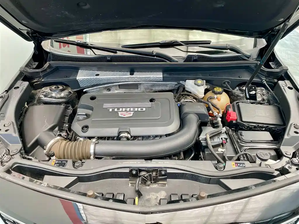 Cadillac XT4 2020 28T FWD Leading Trim фото 21