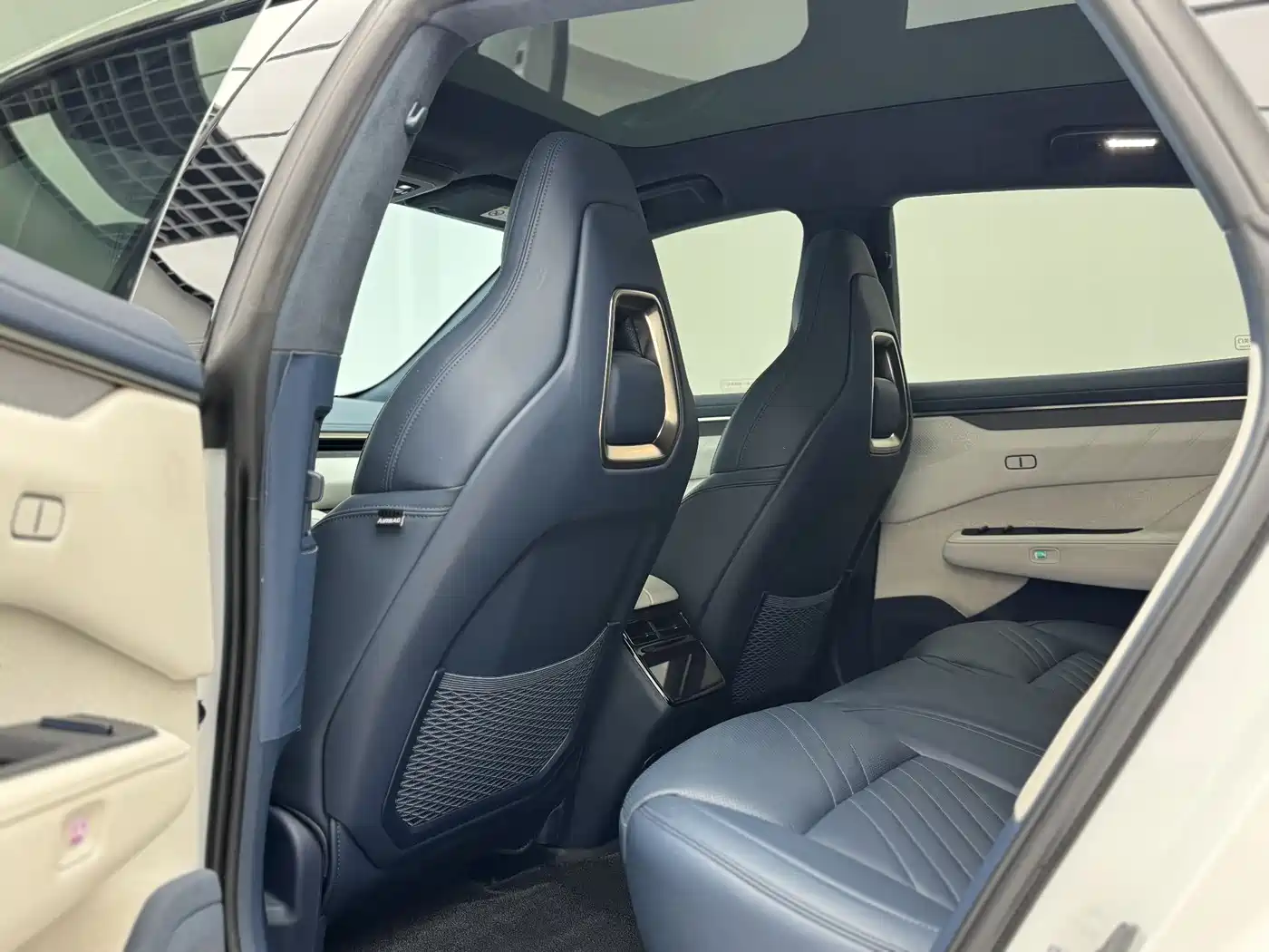 ZEEKR EXTREME KRYPTON 001