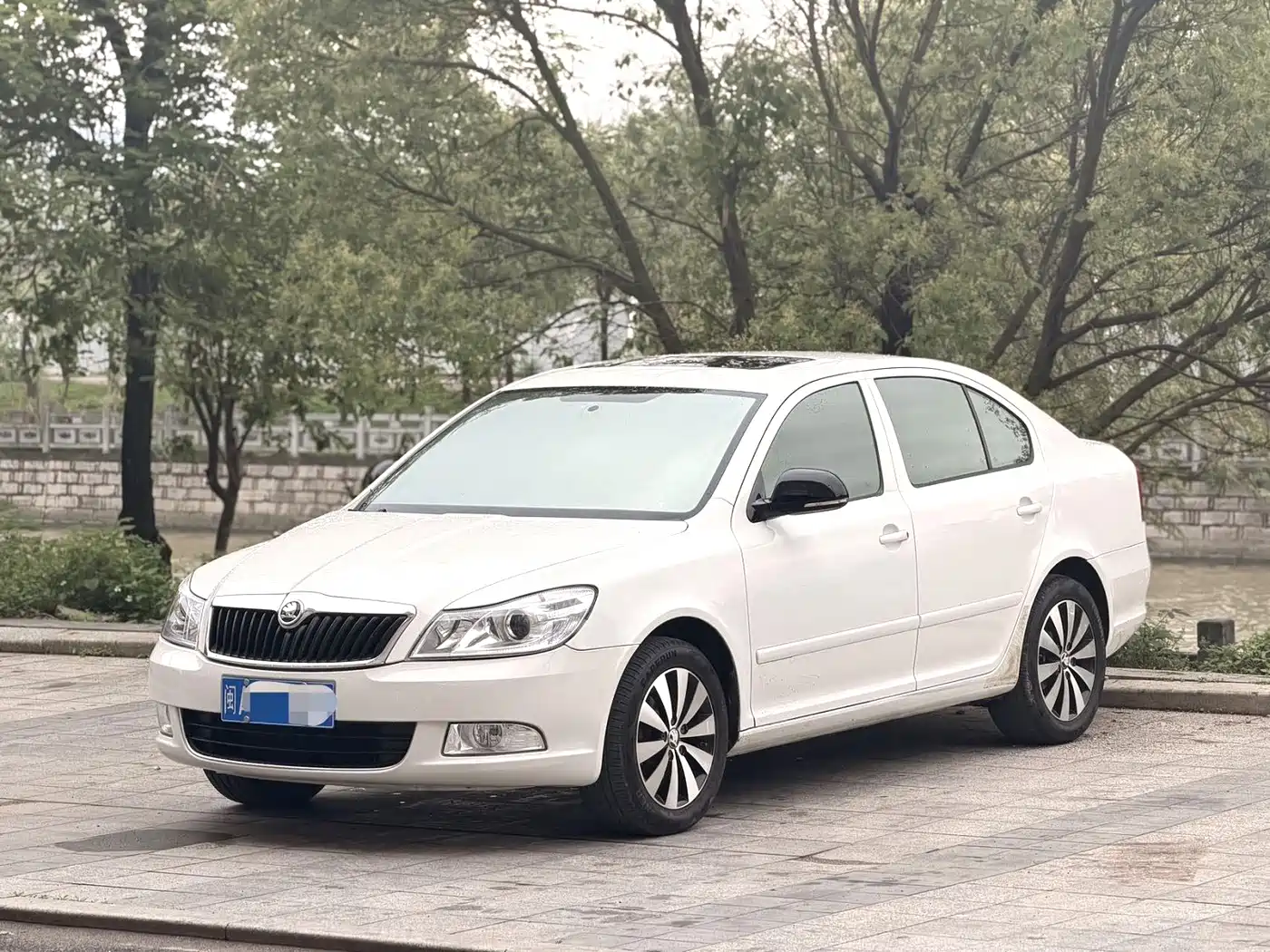 Фото 1 - Škoda Octavia