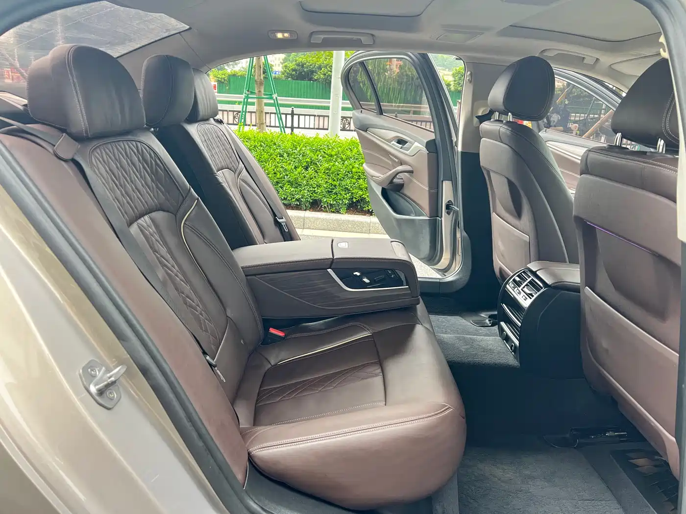 BMW 5 Series 2018 530Li Leading Luxury Package фото 10