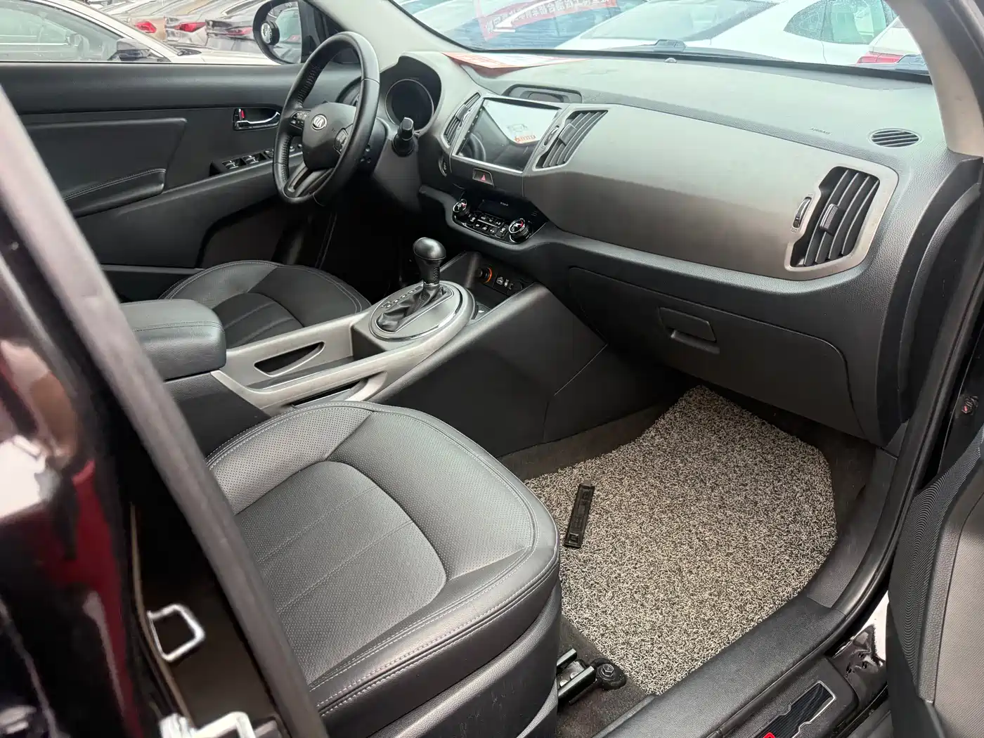Kia Sportage 2015 2.0L Automatic 2WD Premium фото 10