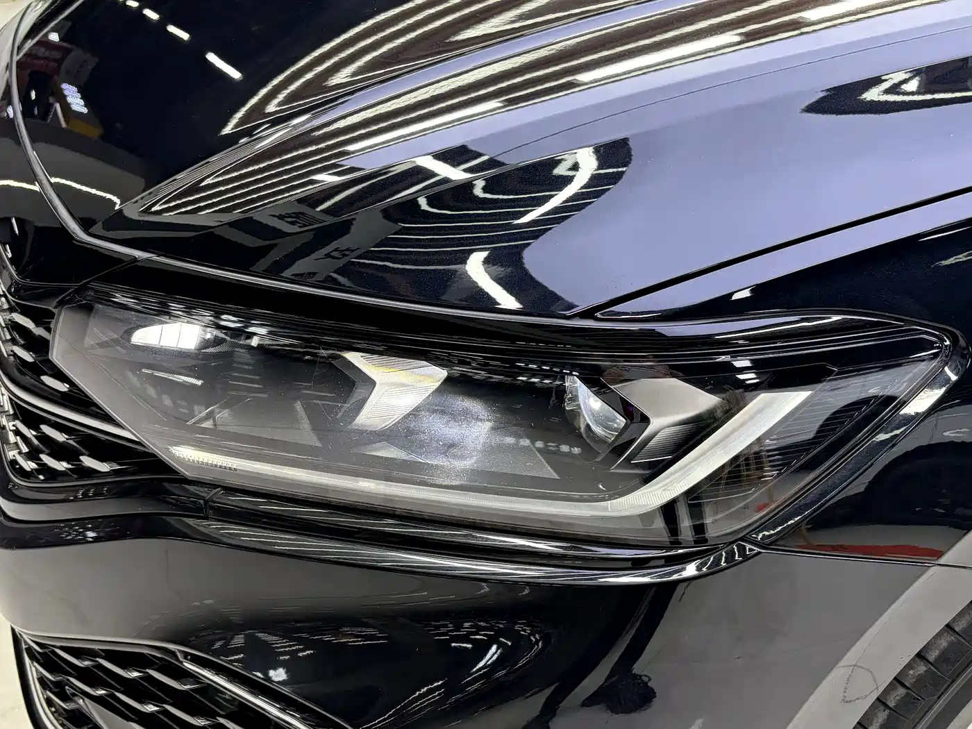 Volkswagen Passat 2025 2025 Outstanding 380TSI Starlight Dragon Soaring Edition