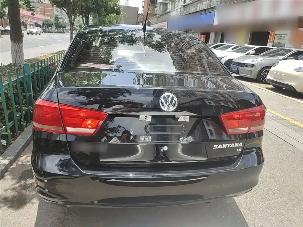 Volkswagen Santana 2013 1.6L Automatic Comfort Edition фото 6