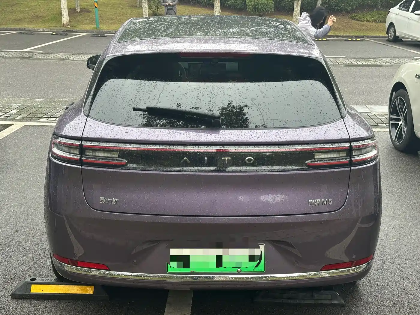 AITO Wenjie AITO M5 2025 Extended Range Ultra AWD фото 4