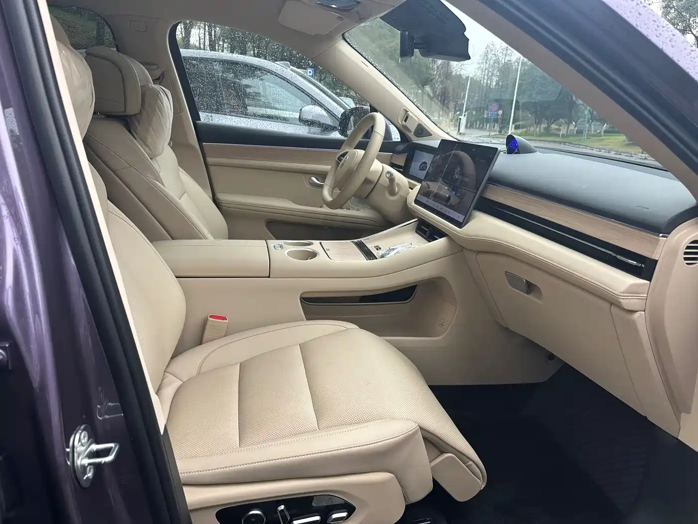 AITO Wenjie AITO M5 2025 Extended Range Ultra AWD фото 10