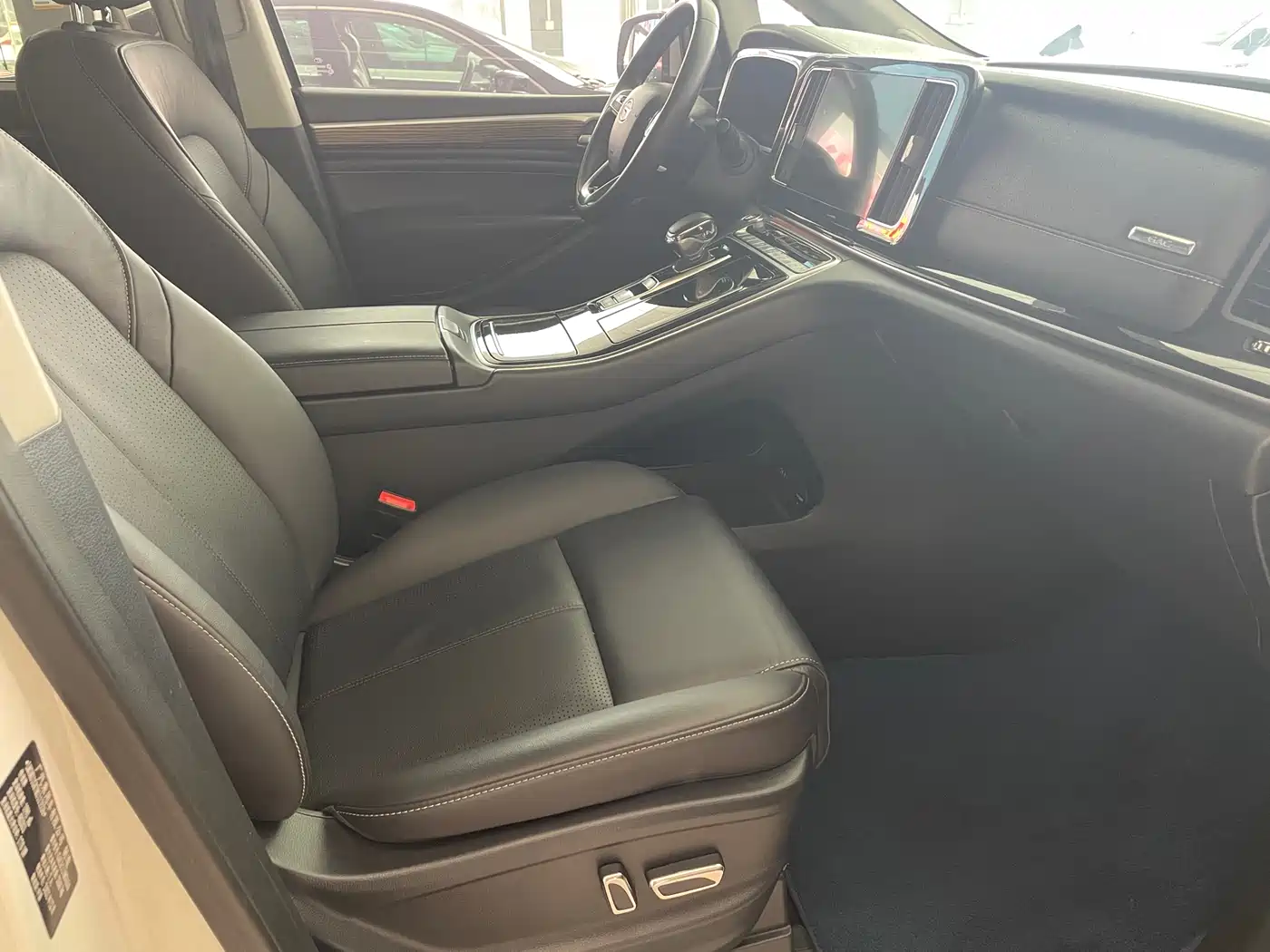 GAC Trumpchi Trumpchi M8 2021 Leading Show Series 390T Ultimate Edition фото 9