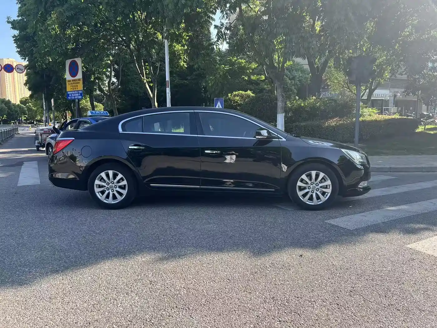 Buick LaCrosse 2013 2.4L SIDI Elite Comfort фото 8