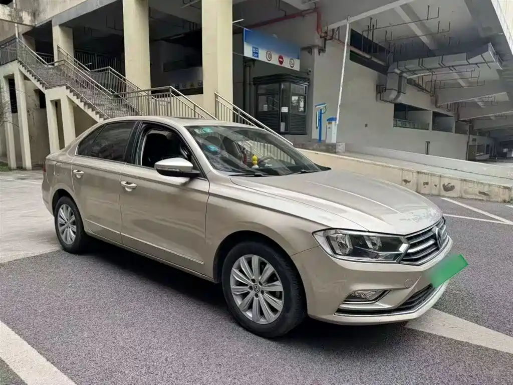 Volkswagen Bora 2018 1.5L Manual Comfort фото 4