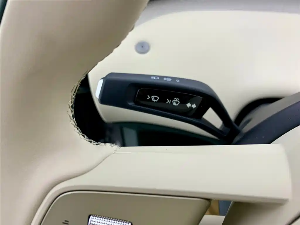 XIAOMI CAR XIAOMI YU7