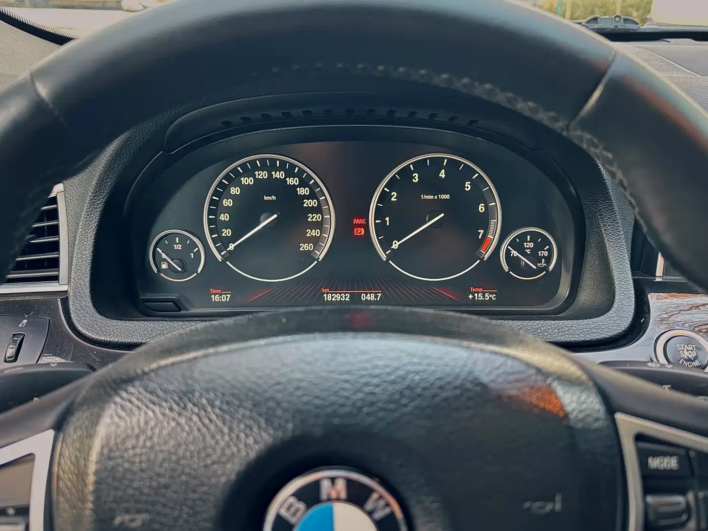 BMW 5 Series GT 2011 535i xDrive Luxury Model фото 17
