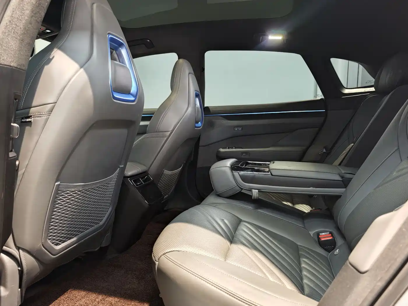 ZEEKR EXTREME KRYPTON 001