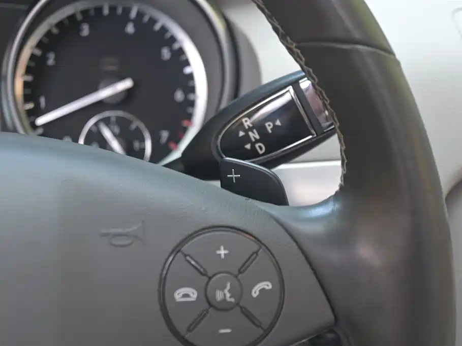 Mercedes-Benz R-Class 2014 R 320 4MATIC Business фото 33