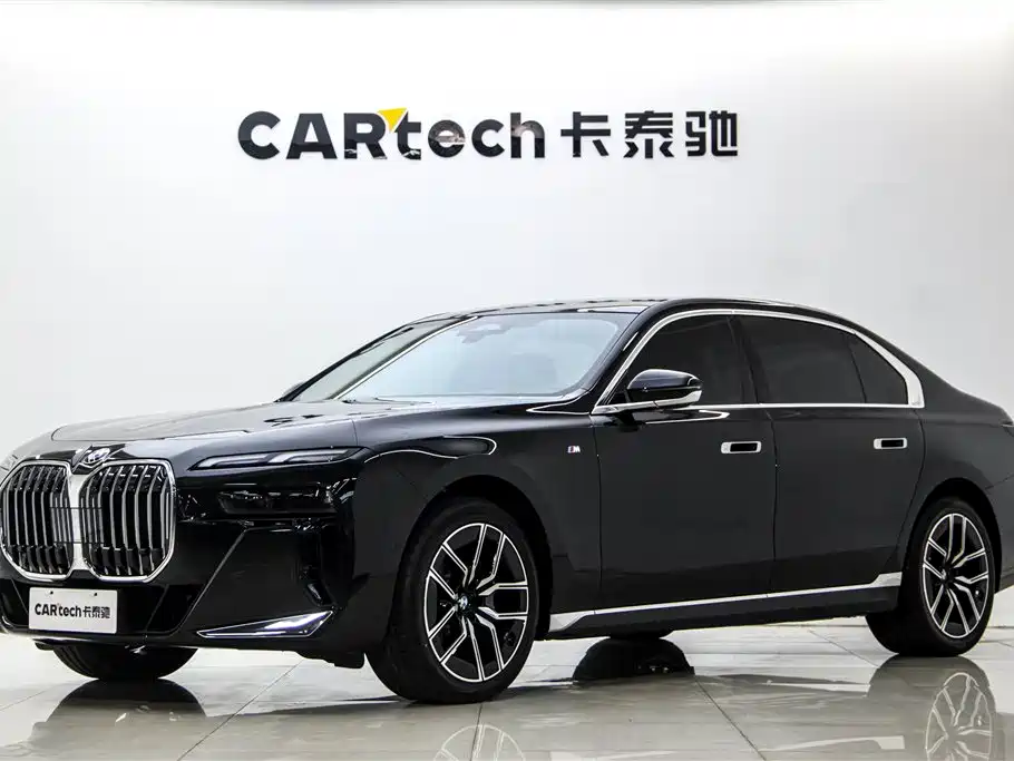 BMW 7 Series 2023 Model 735Li M Sport Package фото 2