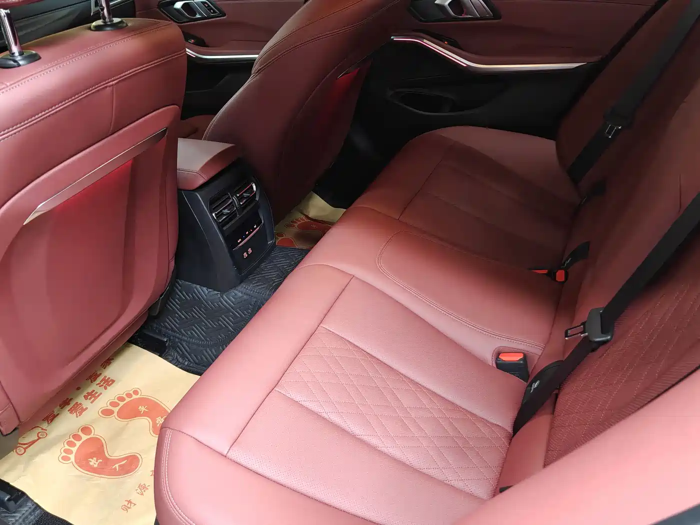BMW 3 Series 2024 325i M Sport Shadowline Package фото 11