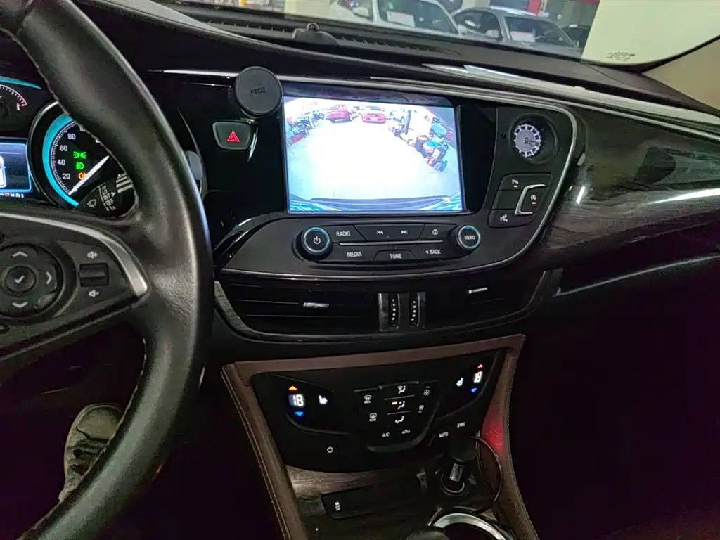 Buick Envision Plus 2017 20T 2WD Luxury фото 13