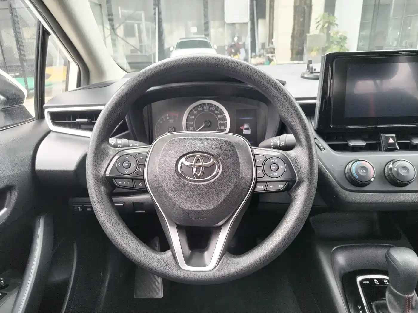 Toyota Corolla 2023 1.2T Pioneer Edition фото 23