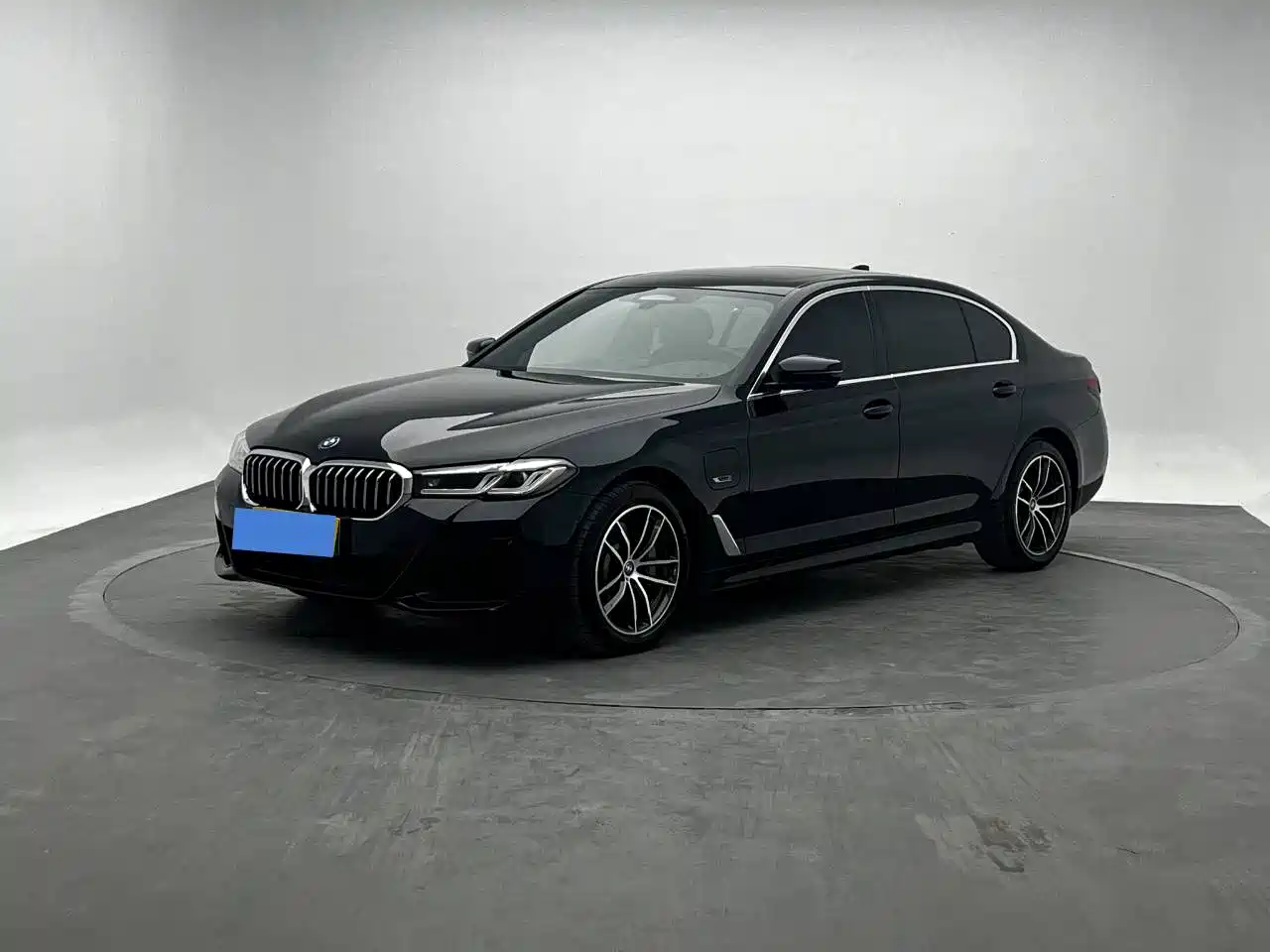 BMW 5 Series New Energy 2022 Facelift II 535Le Pioneer Edition M Sport Package