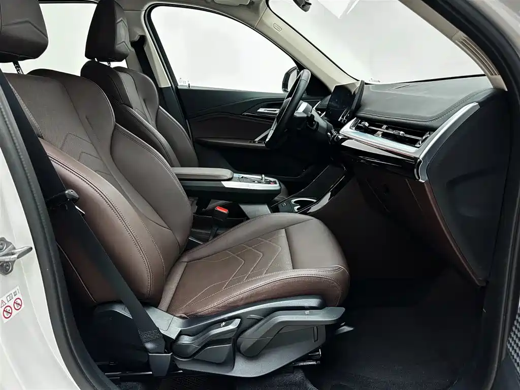 BMW X1 2023 sDrive20Li X Design Package фото 21