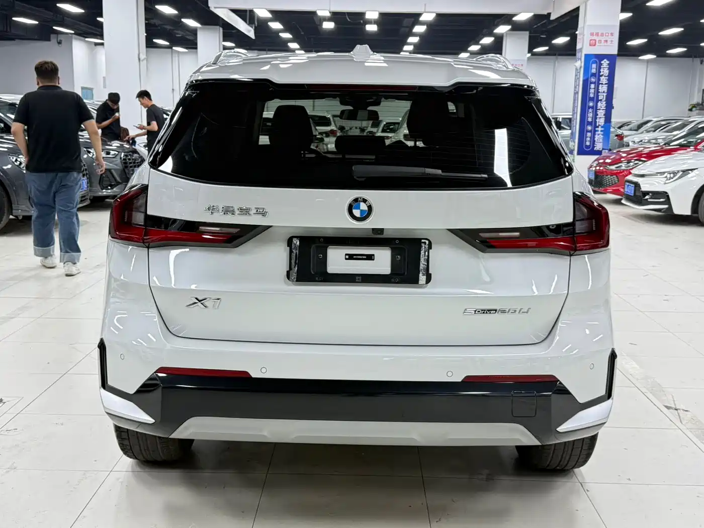 BMW X1 2023 sDrive20Li X Design Package фото 5